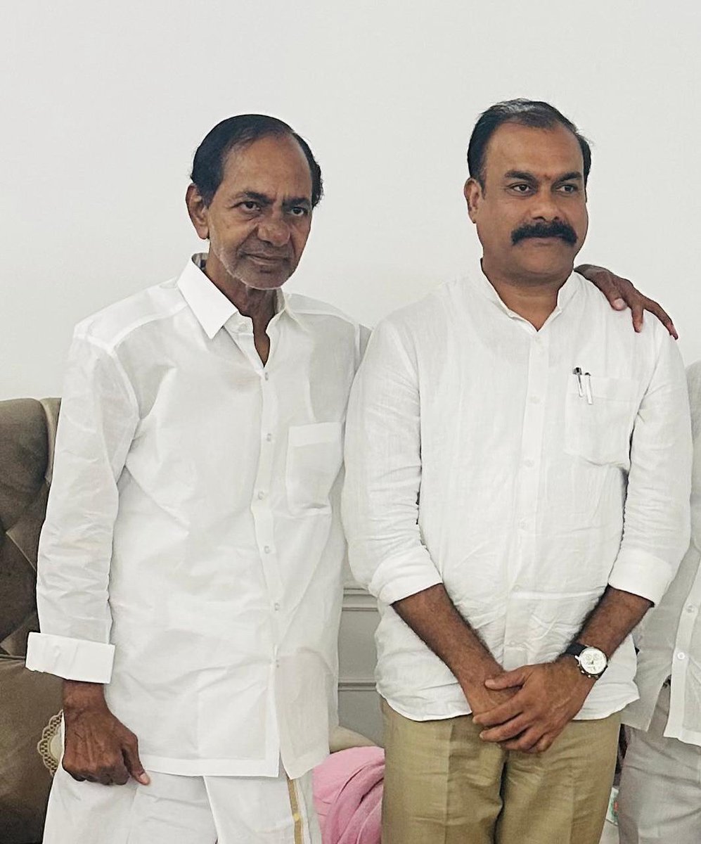 With SIR .. today 
#JaiTelangana 
#JaiKCR