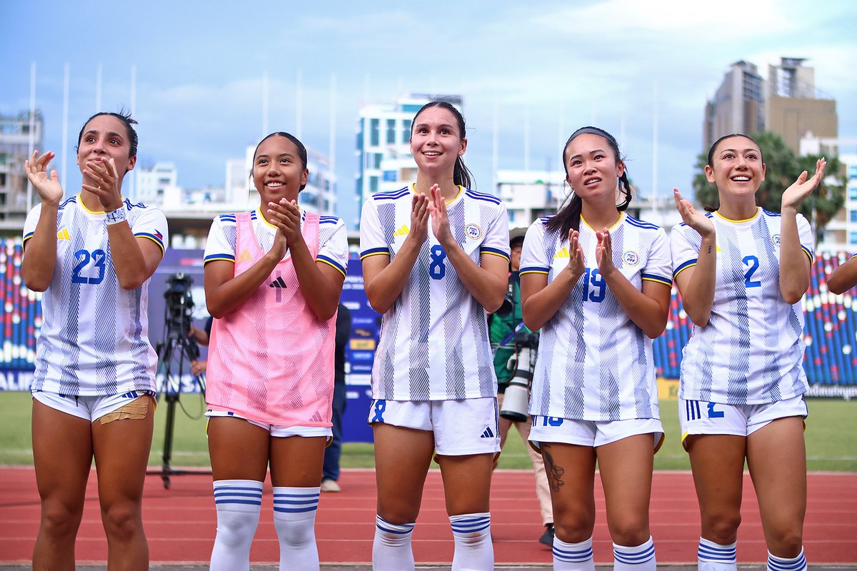 PilipinasWNFT's tweet image. Scenes after our qualification โบ๏ธ