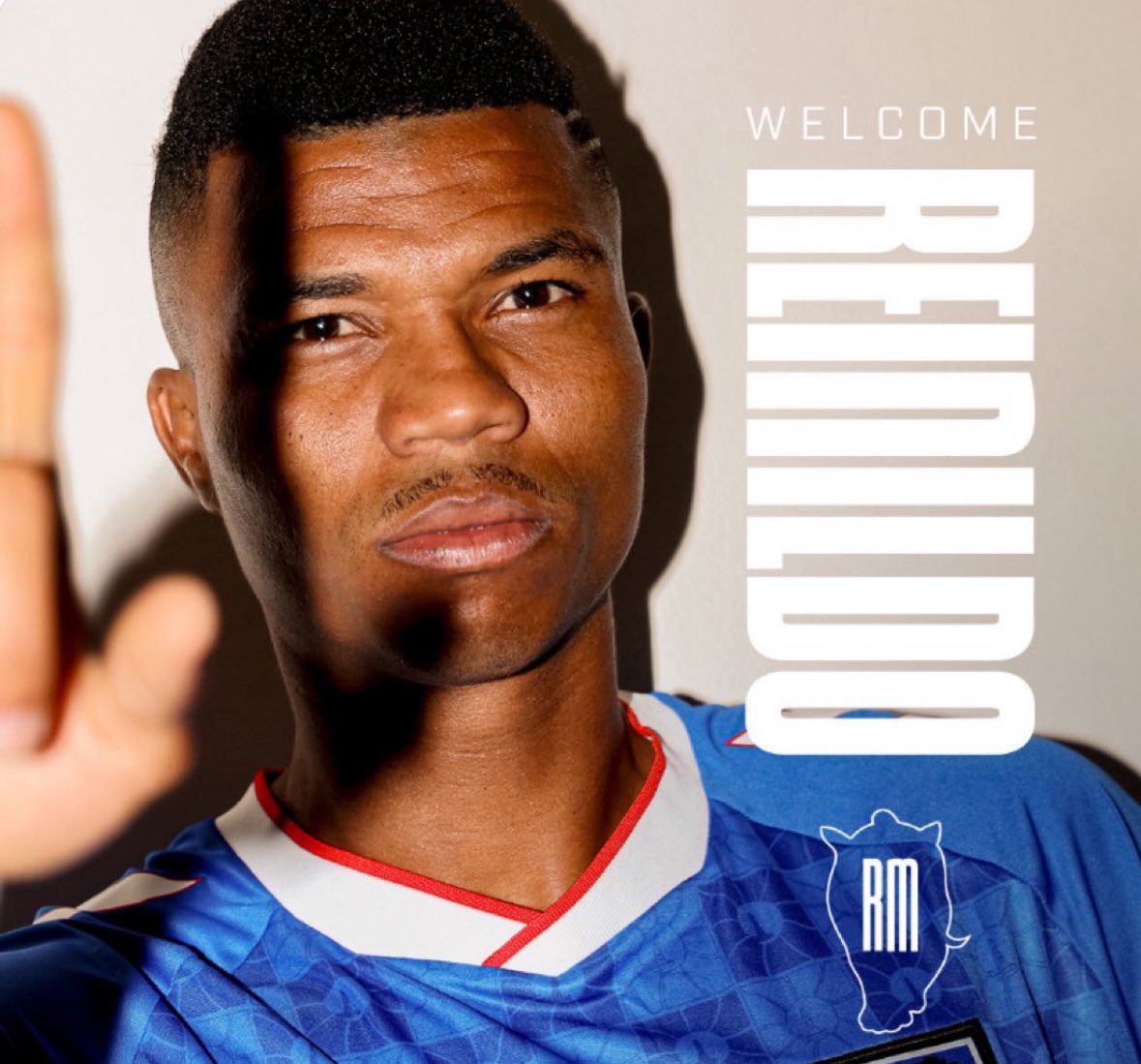 🚨❤️🤍 Official, story confirmed. Reinildo Mandava signs in as new Sunderland player on two year contract.