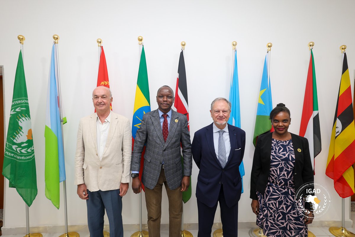 IGAD Secretariat (@igadsecretariat) on Twitter photo On behalf of IGAD Executive Secretary H.E. <a href="/DrWorkneh/">Dr Workneh Gebeyehu</a>, Chief of Staff Mr. Mubarak Mabuya met with the French Special Envoy to Sudan and the Horn of Africa, Amb. Bertrand Cochery.
The meeting explored shared priorities and avenues to deepen IGAD–France cooperation in the region. On behalf of IGAD Executive Secretary H.E. <a href="/DrWorkneh/">Dr Workneh Gebeyehu</a>, Chief of Staff Mr. Mubarak Mabuya met with the French Special Envoy to Sudan and the Horn of Africa, Amb. Bertrand Cochery.
The meeting explored shared priorities and avenues to deepen IGAD–France cooperation in the region.