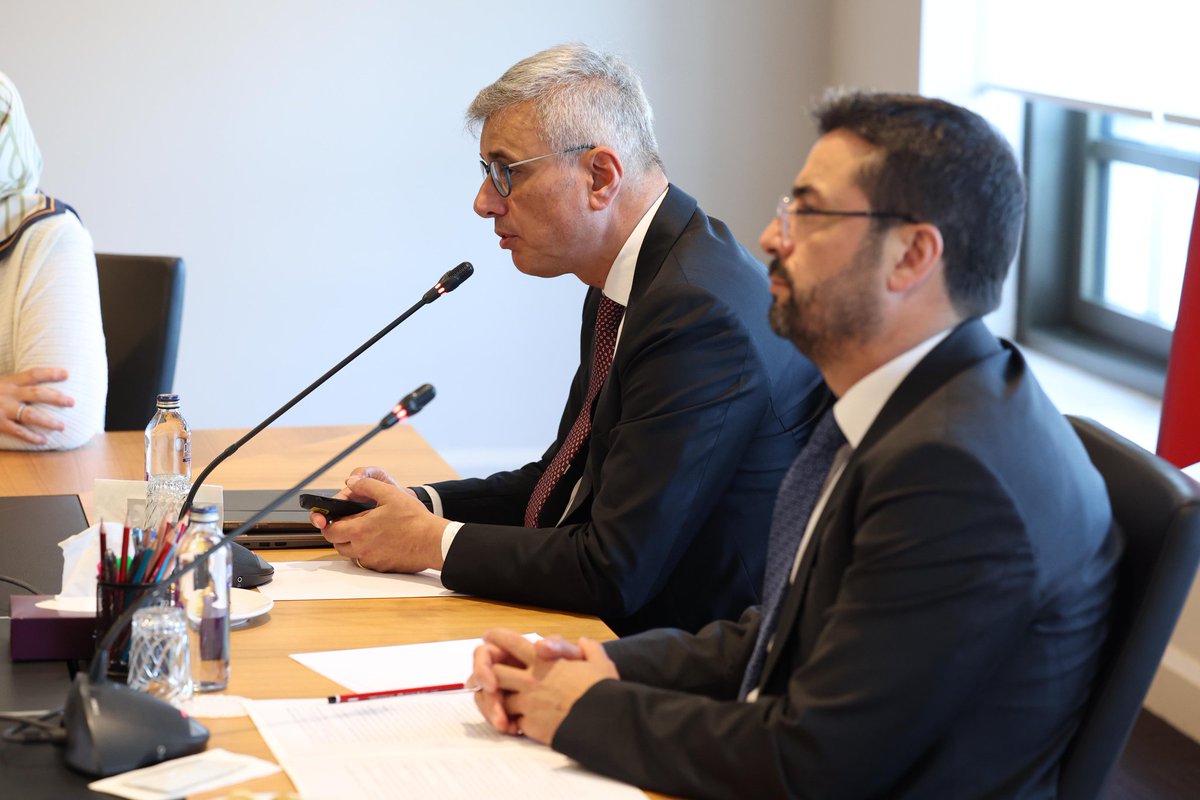 📍 Sağlıklı Türkiye Yüzyılı Değerlendirme Toplantısı

Sağlık Bakanlığımızla birlikte, Sağlıklı Türkiye Yüzyılı hedeflerimiz doğrultusunda mevcut politikaları, atılacak adımları ve stratejik planlamaları değerlendirdik.

Geleceğin güçlü sağlık sistemini hep birlikte inşa ediyoruz.