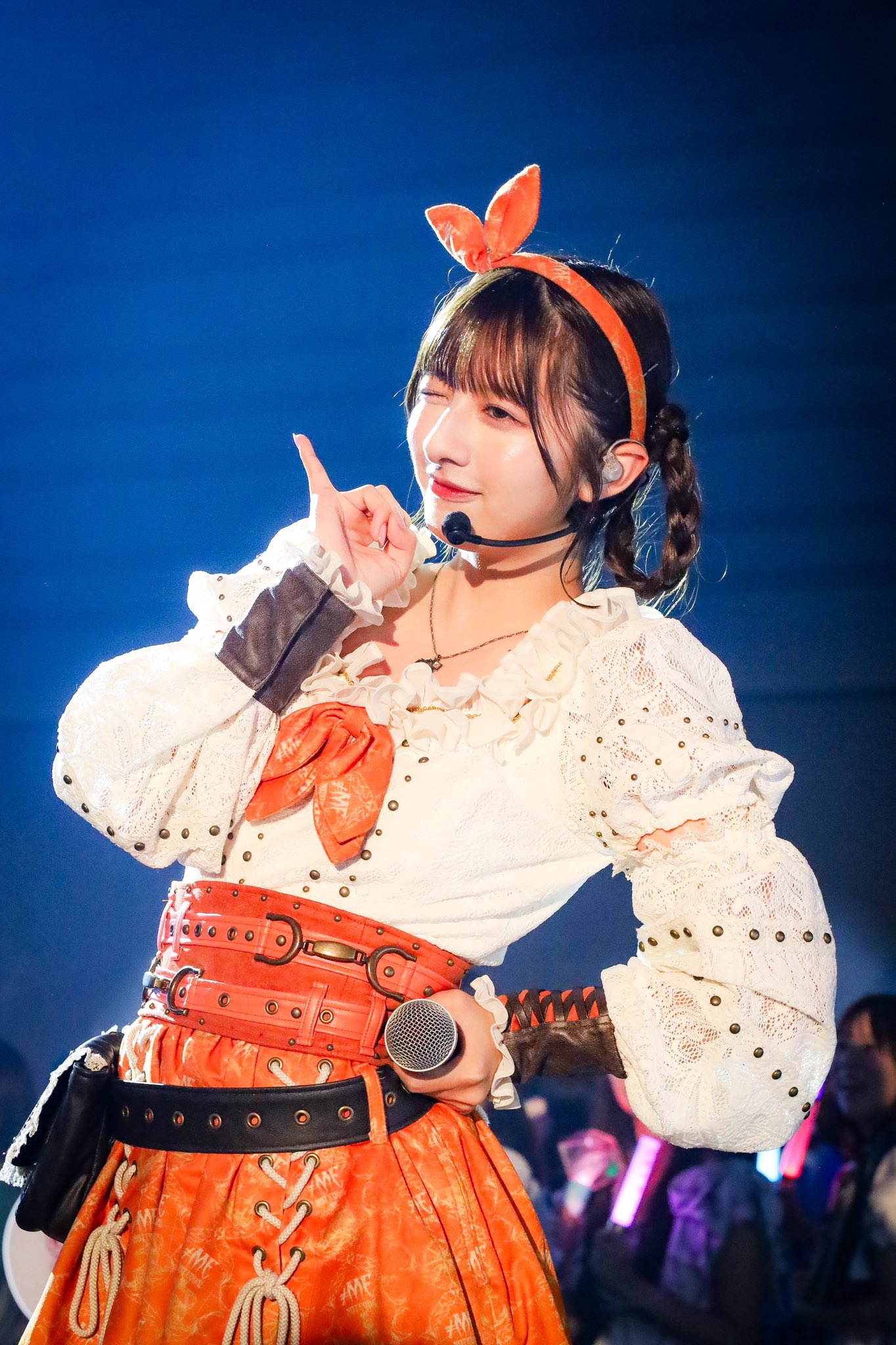 11&frasl;18 モーニング娘。'17 大阪 オリックス劇場 夜 2階13列 中央 1~