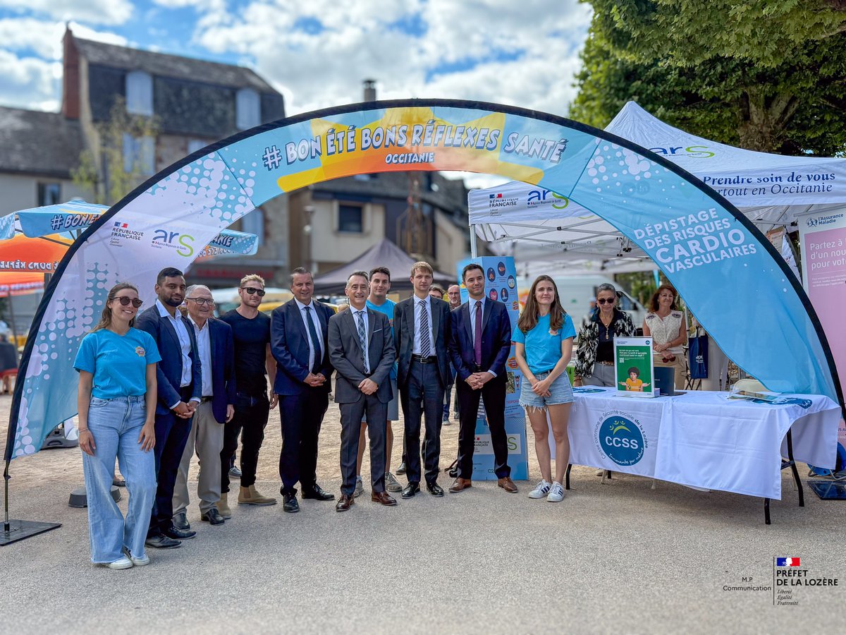 Prefet_48's tweet image. ☀️ Ce mardi 8 juillet, le marché de La Canourgue accueillait le lancement régional de la tournée estivale « Bon été, bons réflexes » de l’Agence régionale de santé.
Cette opération de prévention vise à rappeler à chacun les gestes simples pour profiter de l’été en toute sécurité…