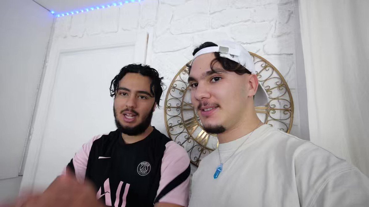 LeVraiPunisher's tweet image. ADEM et BILAL veulent me faire taire par tout les moyens possible.

- Ils cherchent mon adresse.
- Ils diffusent de fausses infos sur moi.
- Ils m'insultent publiquement.
- Ils ont porté plainte (c’est leur droit).
- Ils ont tenté de faire supprimer ma vidéo YouTube via leurs…