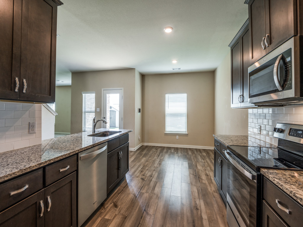 RealEstateCapt's tweet photo. https://t.co/PlzKhJMnLX 
I'm delighted to bring this 4-bd, 3-ba property in Princeton to market!         Click on the image or contact me directly if you have any questions or would like to learn more about the listing details.                  #newlisting #newlistings https://t.co/z2SSfE83bM