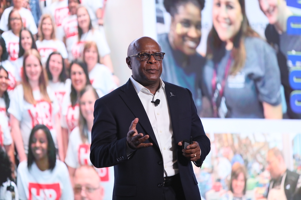 We’re proud to spotlight Wilfred Busby of ALSAC, the fundraising and awareness organization for <a href="/StJude/">St. Jude</a> Children’s Research Hospital, as he receives their Legacy Award. 

This honor is well deserved. 👏

Read more about Wilfred's impact and recognition:
execsintheknow.com/cx-leader-wilf…