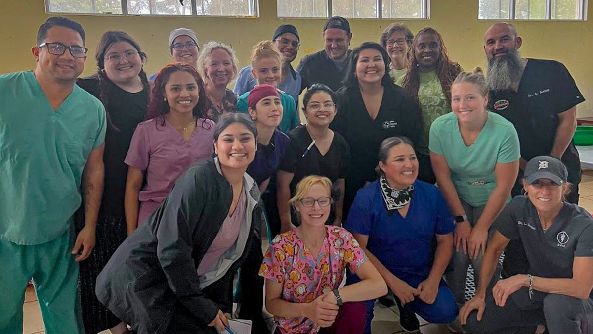 ugavetmed's tweet image. STUDENT SPOTLIGHT: Eva Walker-Fairchild joined the People & Pets Project in Guatemala, helping provide essential care to people and pets—including spaying and neutering over 180 animals in just 3 days.
--
🔗 Read more about Eva’s experience: ugavetmed.com/3Gewc0V