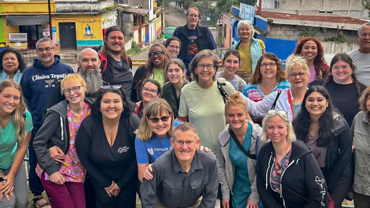 ugavetmed's tweet image. STUDENT SPOTLIGHT: Eva Walker-Fairchild joined the People & Pets Project in Guatemala, helping provide essential care to people and pets—including spaying and neutering over 180 animals in just 3 days.
--
🔗 Read more about Eva’s experience: ugavetmed.com/3Gewc0V