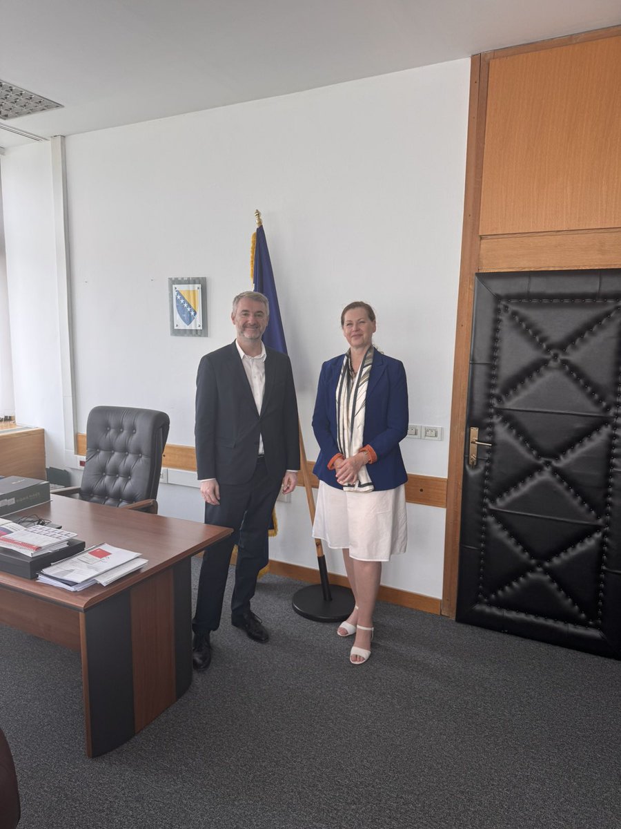 MacdonaldIngrid's tweet image. Grateful to Ministers @EdinForto, Dubravka Bošnjak, and @BunozaDavor for my farewell meetings and the strong collaboration between 🇺🇳 and 🇧🇦. It has been a privilege to work together in support of a more prosperous and sustainable future for Bosnia and Herzegovina.