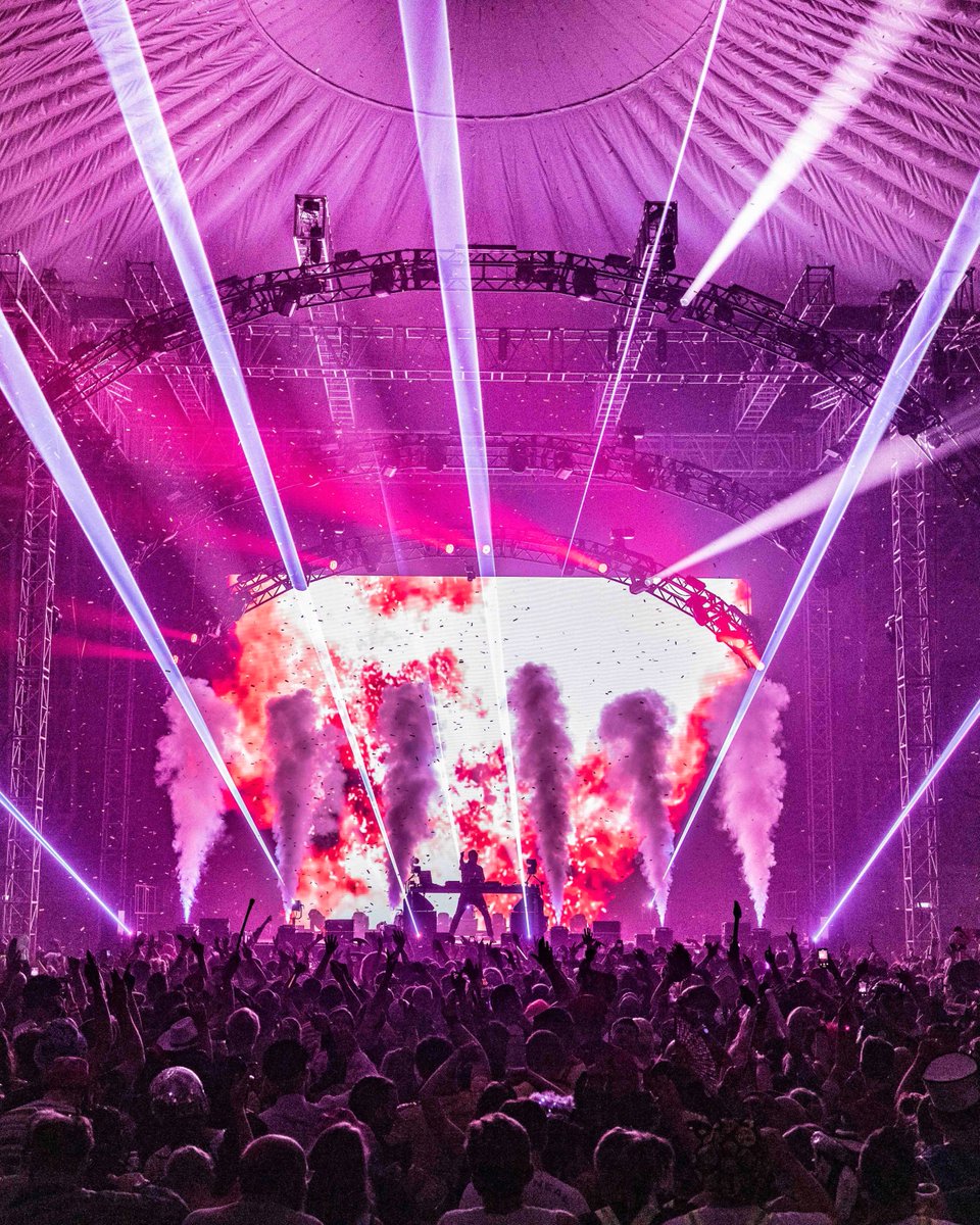 AllBackToMineH's tweet image. We return to @AllBackToMineH this November for round 4 of our weekend of joy and dancing.
Here’s some of the main room action so far…
1: 2022
2: 2023
3: 2024