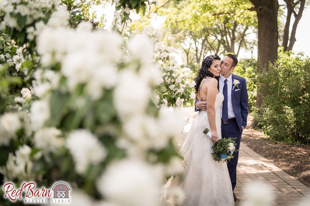 redbarnwedding's tweet photo. Forever started with a simple ‘I do’... Congratulations to Cristina &amp; Chris on their recent wedding vows !!!

#redbarnweddingstudio #pinstripesoakbrook #redbarnstudio #weddingphotography #weddingphotographer #experiencedweddingphotographer #chicagoartisticphotographeri https://t.co/VRuZESJQ4K