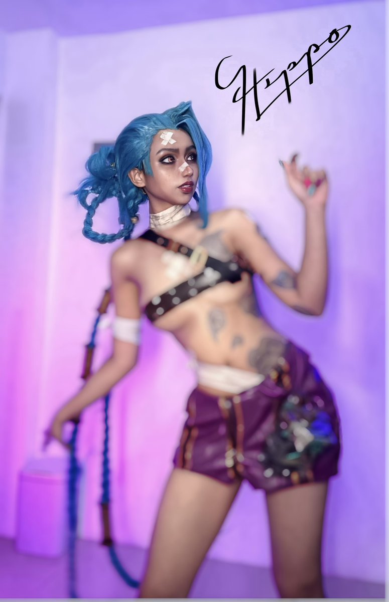 Exclusive FULL Un-blu-rred Signed Printable Arcane Jinx Art Book Version Photo Merch!! 

Hello everyone! I did a Lil something to Giv3back on my community / chiinxers 

Follow me on Gank &amp; Claim on my shop Here: ganknow.com/services/59014…