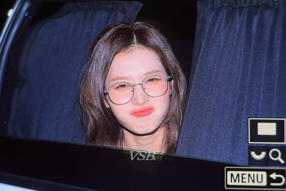 250708 프리리스닝이벤트
#트와이스 #TWICE #사나 #SANA #サナ