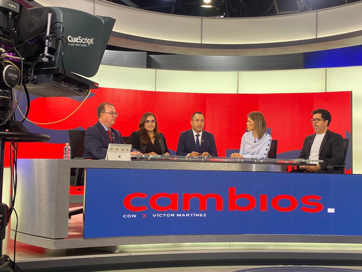 ✨ Tuve el placer de participar en el programa Cambios con Víctor Martínez, donde conversamos sobre el futuro de la transparencia, el acceso a la información y la protección de datos personales tras la reforma federal.

Fue un gusto compartir la mesa con la diputada Claudia
