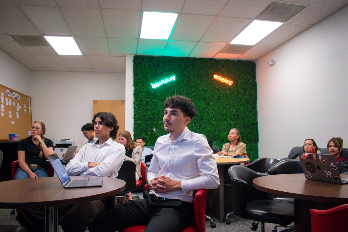 ATI_Arrowhead's tweet image. The Innoventure App Design Challenge showcase was an incredible display of creativity and innovation, where teams shared app solutions to environmental challenges facing our communities. 🌱📱
Thank you to all the teams, mentors, and supporters who made this experience possible.