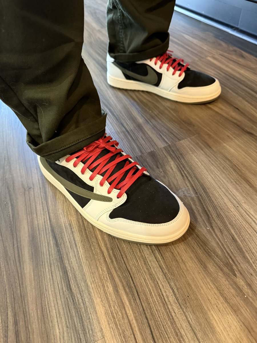 #Kotd happy Tuesday everyone!!! 🥳🥳 <a href="/SergioRios1975/">Sergio Rios</a>