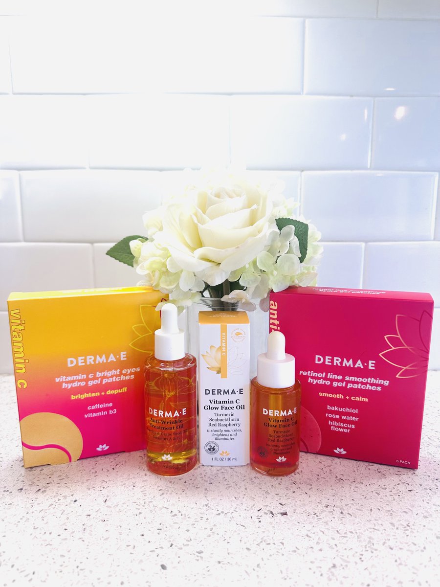 jsismee's tweet photo. ✨ This $20 skincare combo gave me GLOWING skin in just days! 💥 See why Derma E’s Vitamin C & Retinol Face Oils are going viral—and if they’re worth YOUR money 👀 @derma_e #dermaE
👇
🔗 https://t.co/1NQR0mVl0K https://t.co/3uOobG7QpZ