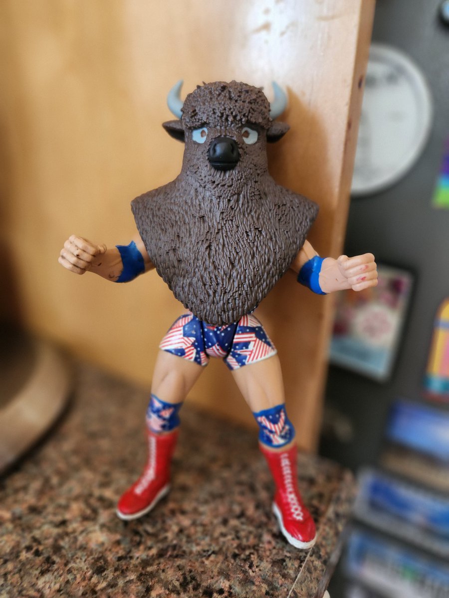 El Grande Ameri-Mantaur

<a href="/WWEGable/">Chad Gable</a> <a href="/Americano_WWE/">Grande Americano</a> 
#WWE #Mantaur #RAW