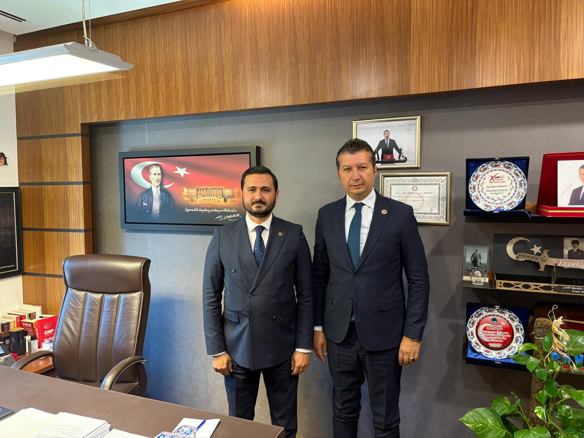 Devrim Ölmez (@devrimmolmez) on Twitter photo 📍TBMM
CHP Isparta Milletvekil'miz Sayın <a href="/izzet_akbulut/">İZZET AKBULUT</a> u TBMM de ziyaret ettim. Kıymetli Vekil'imize misafirperverlikleri için teşekkür ederim.Memleket'imiz için var gücümle çalışmaya devam edeceğim. 📍TBMM
CHP Isparta Milletvekil'miz Sayın <a href="/izzet_akbulut/">İZZET AKBULUT</a> u TBMM de ziyaret ettim. Kıymetli Vekil'imize misafirperverlikleri için teşekkür ederim.Memleket'imiz için var gücümle çalışmaya devam edeceğim.