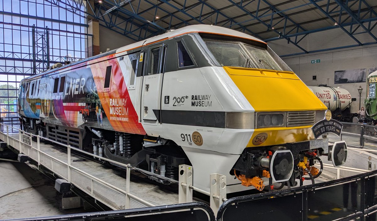 AntCoulls's tweet image. Something special on the turntable at work this morning @RailwayMuseum