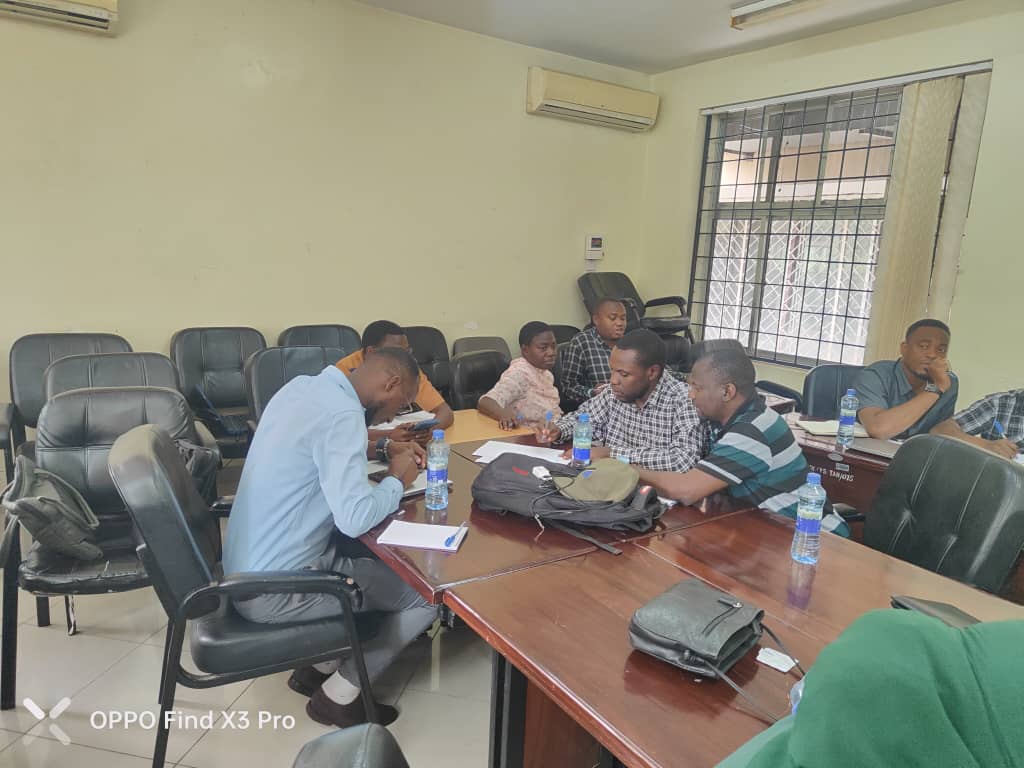 ALAMIMEprogram's tweet image. Data-driven decisions for a brighter future. Cohort 4 participants from Tanzania, Sierra Leone, Togo, and DRC are enhancing their skills in Module 4. Empowering change across borders!  #DataForDecisionMaking #Cohort4 #Module4 #Alamime