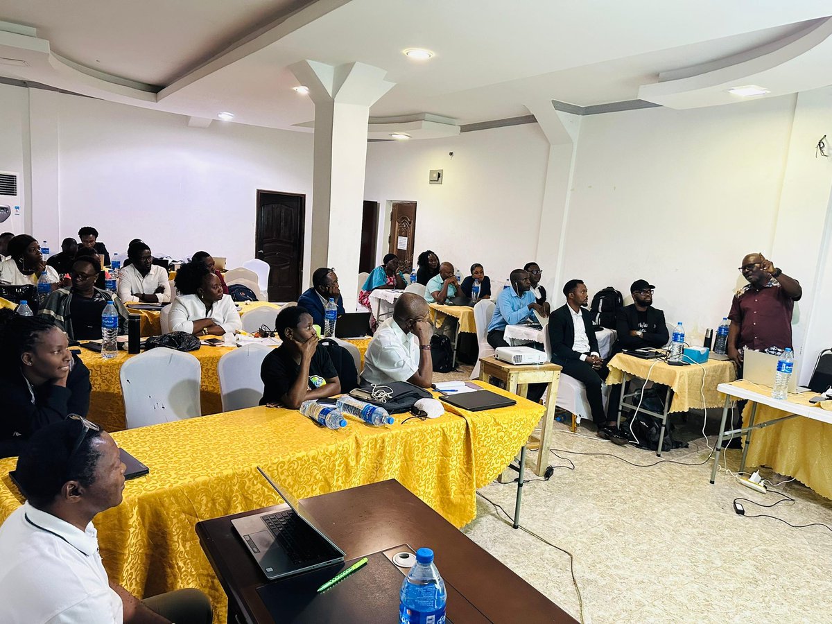 ALAMIMEprogram's tweet image. Data-driven decisions for a brighter future. Cohort 4 participants from Tanzania, Sierra Leone, Togo, and DRC are enhancing their skills in Module 4. Empowering change across borders!  #DataForDecisionMaking #Cohort4 #Module4 #Alamime