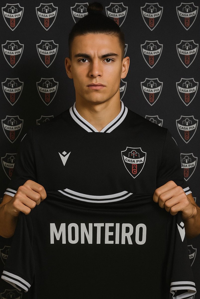 Gonc_Monteiro's tweet photo. Casa Pia me voilà 🖤
Prêt à relever tout les défis pour être le meilleur ✨

La patience forge le mental, le travail forge la victoire.💜@WadelYtb @BarmitvahFC 
#Cr7 https://t.co/vInmpnT6Je