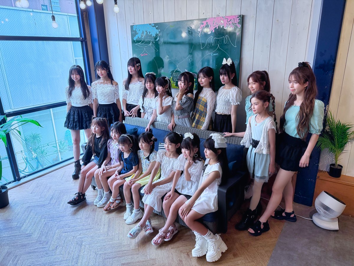 2025.6.14
西海岸風レンタルスペース
#大阪モデル撮影会
グループ撮影
集合写真脇撮り

※以上で6.14 大阪モデル撮影会の写真は終了です。