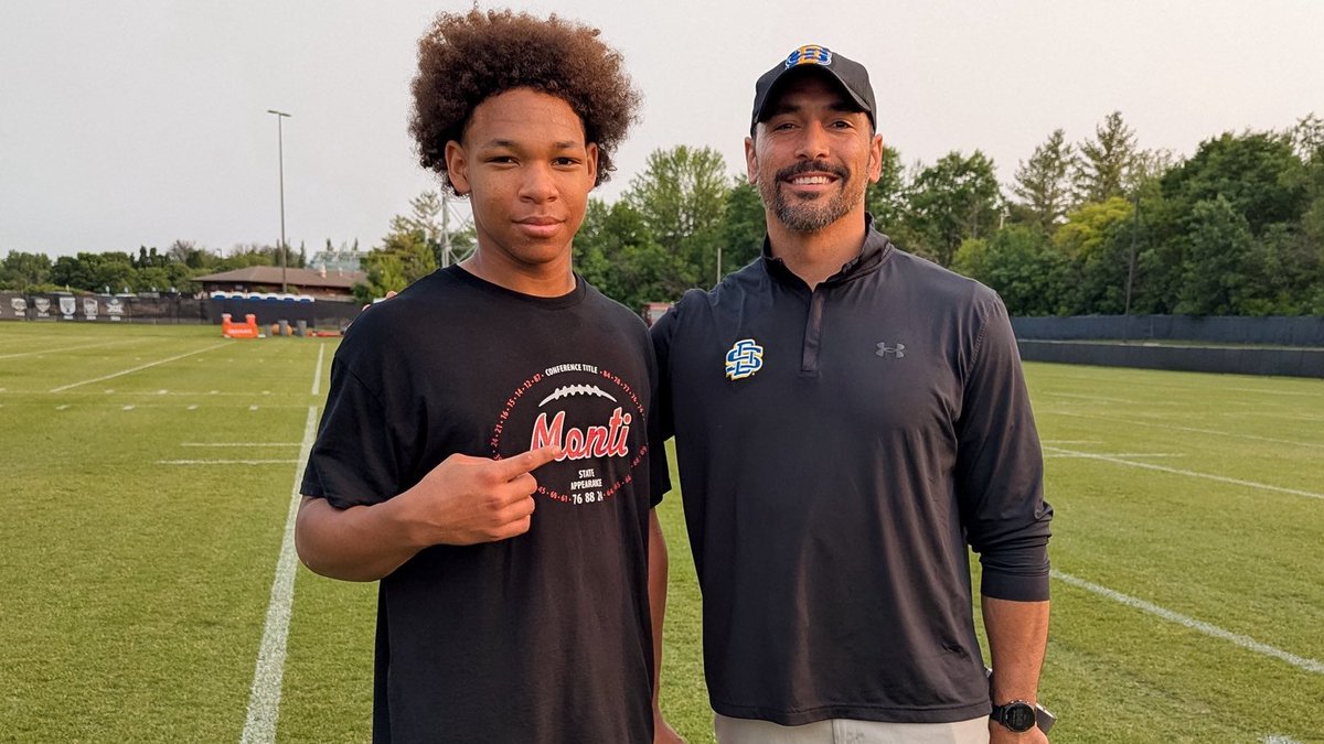 Six Star Football | PLUS+ (@sixstarfootball) on Twitter photo Iowa State PROSPECT CAMP COVERAGE | A look at some of the top defensive talents that shined
🔥A look at top talents among that turned heads at Iowa State
📖Scouting Reports + Standouts
STORY: ▶️sixstarfootball.com/article/event-…
<a href="/HudsonClarksean/">Hudson Clarksean ‘27</a> <a href="/haydendemaray/">Hayden Demaray 2026 LB/ATH</a> <a href="/bennetthansen26/">Bennett Hansen</a> Iowa State PROSPECT CAMP COVERAGE | A look at some of the top defensive talents that shined
🔥A look at top talents among that turned heads at Iowa State
📖Scouting Reports + Standouts
STORY: ▶️sixstarfootball.com/article/event-…
<a href="/HudsonClarksean/">Hudson Clarksean ‘27</a> <a href="/haydendemaray/">Hayden Demaray 2026 LB/ATH</a> <a href="/bennetthansen26/">Bennett Hansen</a>