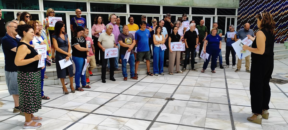 Comité Intercentros RTVA y CSTV (@comitertva) on Twitter photo La Plantilla de <a href="/canalsur/">CanalSur</a> participa en las concentraciones promovidas por <a href="/rtvpublicalucha/">rtvpublicasenlucha</a> contra las injerencias políticas en los medios de comunicación públicos. <a href="/ComiteRTVA/">Comité Intercentros RTVA y CSTV</a> con la alianza en defensa de la independencia y pluralidad los medios de comunicación públicos. La Plantilla de <a href="/canalsur/">CanalSur</a> participa en las concentraciones promovidas por <a href="/rtvpublicalucha/">rtvpublicasenlucha</a> contra las injerencias políticas en los medios de comunicación públicos. <a href="/ComiteRTVA/">Comité Intercentros RTVA y CSTV</a> con la alianza en defensa de la independencia y pluralidad los medios de comunicación públicos.