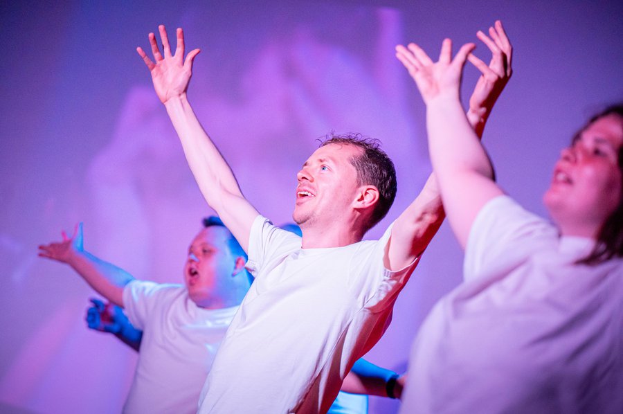 Captivate tweet media