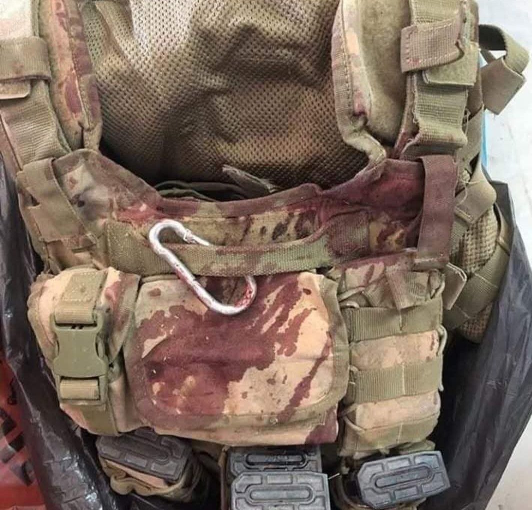 Türk Silahlı Kuvvetlerinde görev yapmış her Asker anı olarak resim çekilince şu cümleyi kurmuştur. Şehit olursam resmimi paylaşırsınız hakkımı yerde bırakmayın diye de tembih etmiştir. Bana bu sözü söyleyen çok Şehit arkadaşım vardı, Ben verdiğim söze ve yemine bağlıyım.