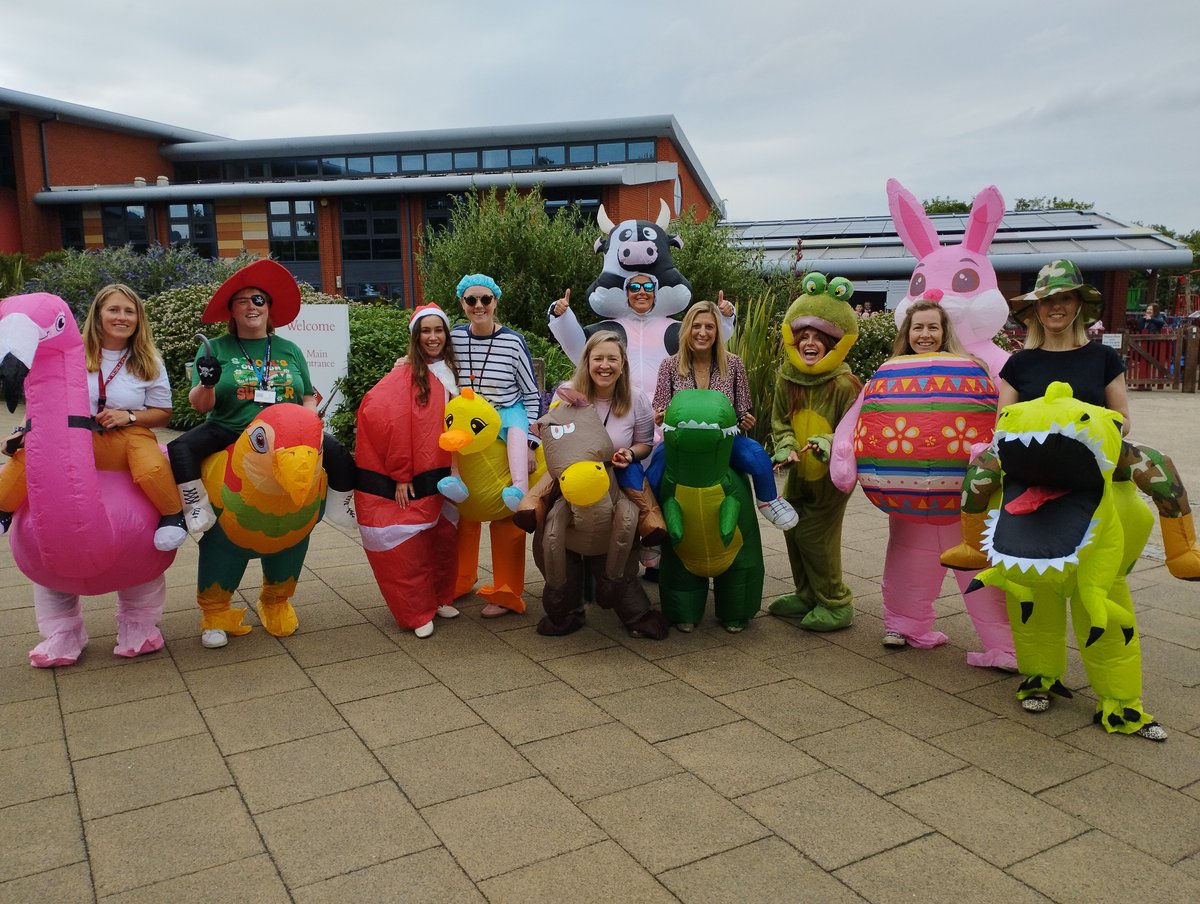 Our Junior School staff gave our pupils a surprise on the last day of term last week, as they formed an inflatable welcome committee! 👏😂 Top marks for costumes and dedication, well done all!
