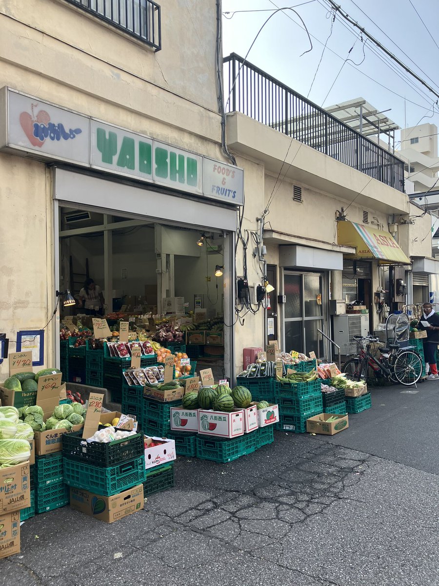 ginnex2145's tweet photo. お休みだったので、相方リクエストの錦糸町に久々に行ってきました！楓、何食べても美味しいなぁ。シャリキンのサワーも美味い！
そしてこちらも久しぶりのヤオショー。アジア系の調味料や野菜が安い！
錦糸町のワシャワシャした感じが懐かしい。落ち着く街はすっかり海浜幕張に。 https://t.co/zY2QmMJFIt