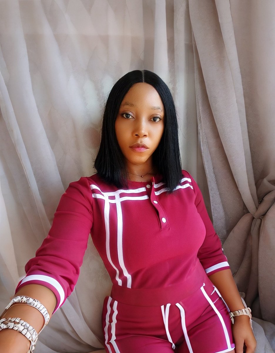 Cherryancy's tweet image. I am learning from my mistakes and becoming better everyday  🥰💖💕