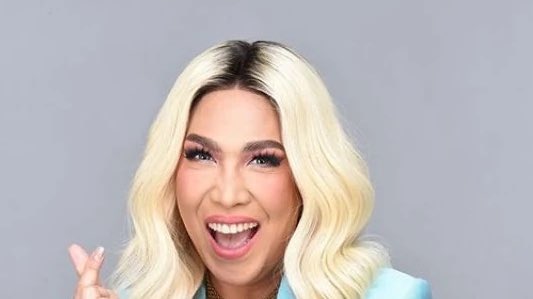 cbo_channel's tweet photo. 'Call Me Mother' joins MMFF 2025

Directed by Jun Lana, the comedy drama stars Vice Ganda and Nadine Lustre. #MMFF51 https://t.co/0cIcFQQwNk