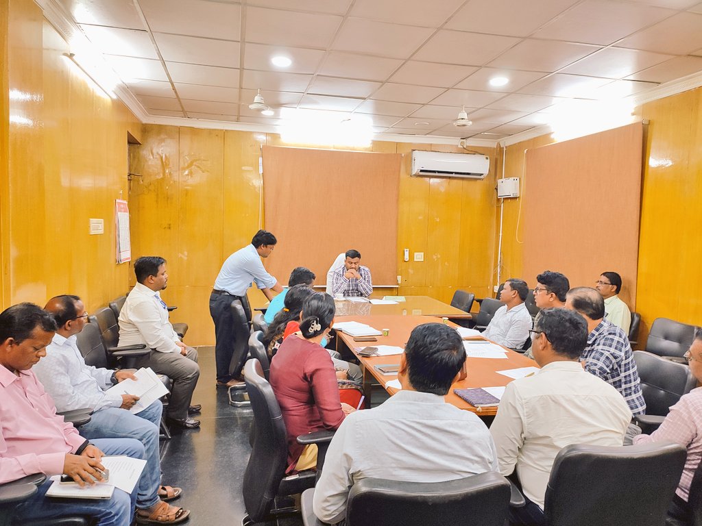 dsdeonayagarh's tweet photo. District Skill Development Mission meeting under the chairmanship of @AdmnNayagarh has completed today with the approval of Several NUA Odisha training program for the district. 
#nayagarh #skilling #training #odisha #osda https://t.co/DX46hoiyjd