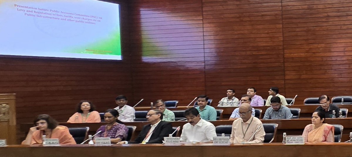 AprajitaSarangi's tweet image. In the PUBLIC ACCOUNTS COMMITTEE Meeting in the Parliament today.
We discussed many issues pertaining to the Indian Aviation Sector.
Was glad to learn that India is Third (3rd) Largest Player in the Global Aviation Market.
Useful it was !
@kcvenugopalmp
@ombirlakota
@PMOIndia