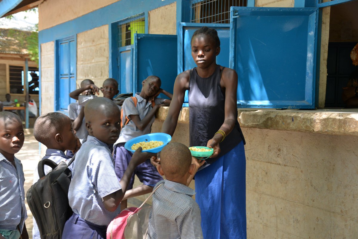 WFPInnovation's tweet image. School Connect has successfully scaled to 10,000 schools across 20 countries
Learn about this digital solution to school meals and its scaling journey here: buff.ly/KRp7Lln