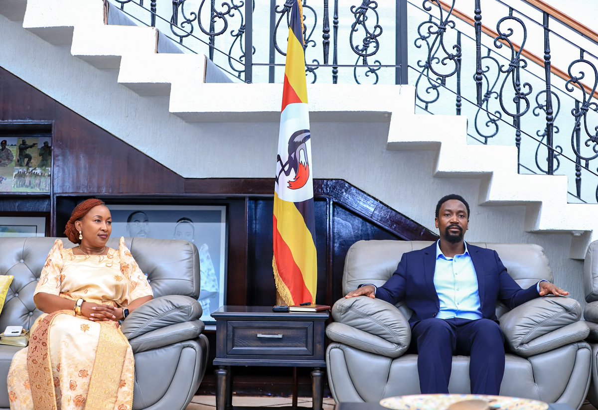 It has been a morning of of culture, connection and gratitude in the heart of Busoga. Our CEO, <a href="/sylmulinge/">Sylvia Mulinge M.B.S</a> and part of the MTN Uganda team had the honor of meeting His Majesty, <a href="/KingNadiopeIV/">Kyabazinga of Busoga</a>, at the Igenge Palace… a place rich in heritage and pride.

They were warmly received