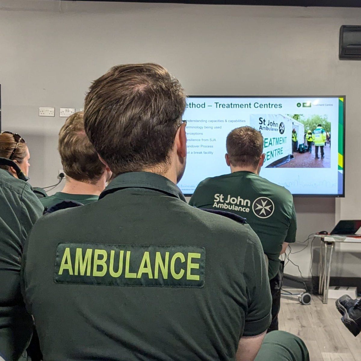SJA London & South MRT (@sjalondonmrt) on Twitter photo Happy International Paramedics Day! Whether it's volunteering in MRT, or joint working with @ldn_ambulance, we are so grateful for their prehospital expertise brought into the event medicine context!
<a href="/ParamedicsDay/">Paramedics Day</a> #IPD2025 Happy International Paramedics Day! Whether it's volunteering in MRT, or joint working with @ldn_ambulance, we are so grateful for their prehospital expertise brought into the event medicine context!
<a href="/ParamedicsDay/">Paramedics Day</a> #IPD2025