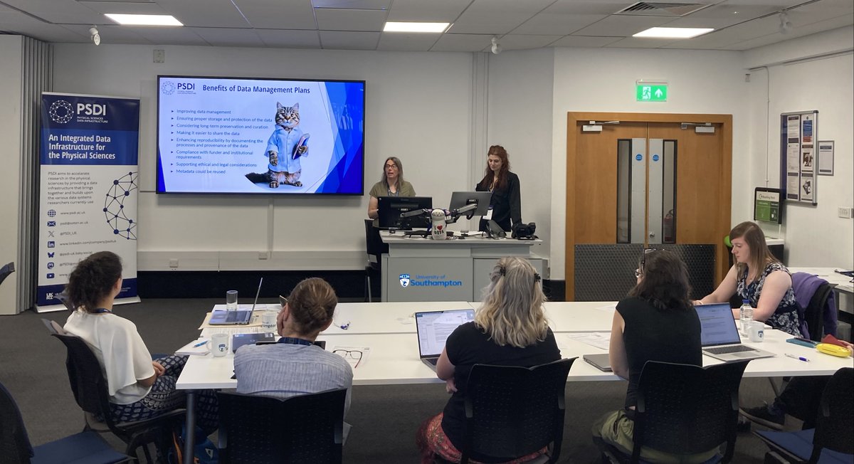 PSDI_UK's tweet image. The PSDI Roadshow @ Southampton has commenced! 🙌
Here's a sneak peak of Dr. Cerys W. and Dr. Louise Saul talking about Data Management Plans for the physical sciences!
More updates coming up soon! 🔔
#PSDI #PSDIRoadshow #DataCuration #DataManagement