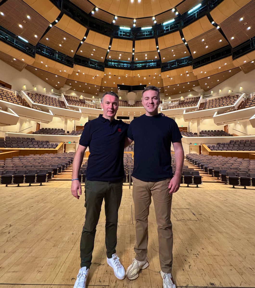 Thomas Niblock tweet media