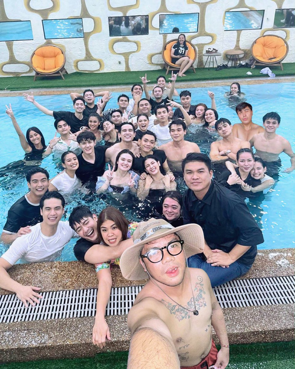 GrayzonG's tweet photo. Thanks for the memories guys! I’ll miss you all! 🥹❤️ #PBBCelebrityCollabEdition #PBBCollabBig4 https://t.co/L9ZJTvuL1s