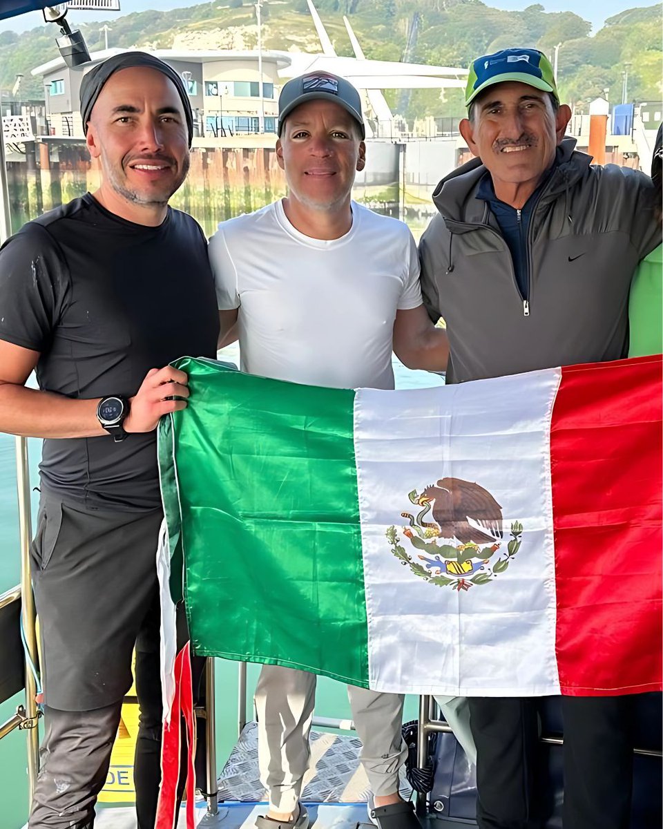 🏅 Congratulations to Jorge Villegas!

Jorge Villegas has coached over 100 swimmers through 300+ open water swims across 16 countries.  The first Mexican open water coach inducted into the International Marathon Swimming Hall of Fame as an Honor Coach.
🔗 openwaterswimming.com/a-journey-buil…