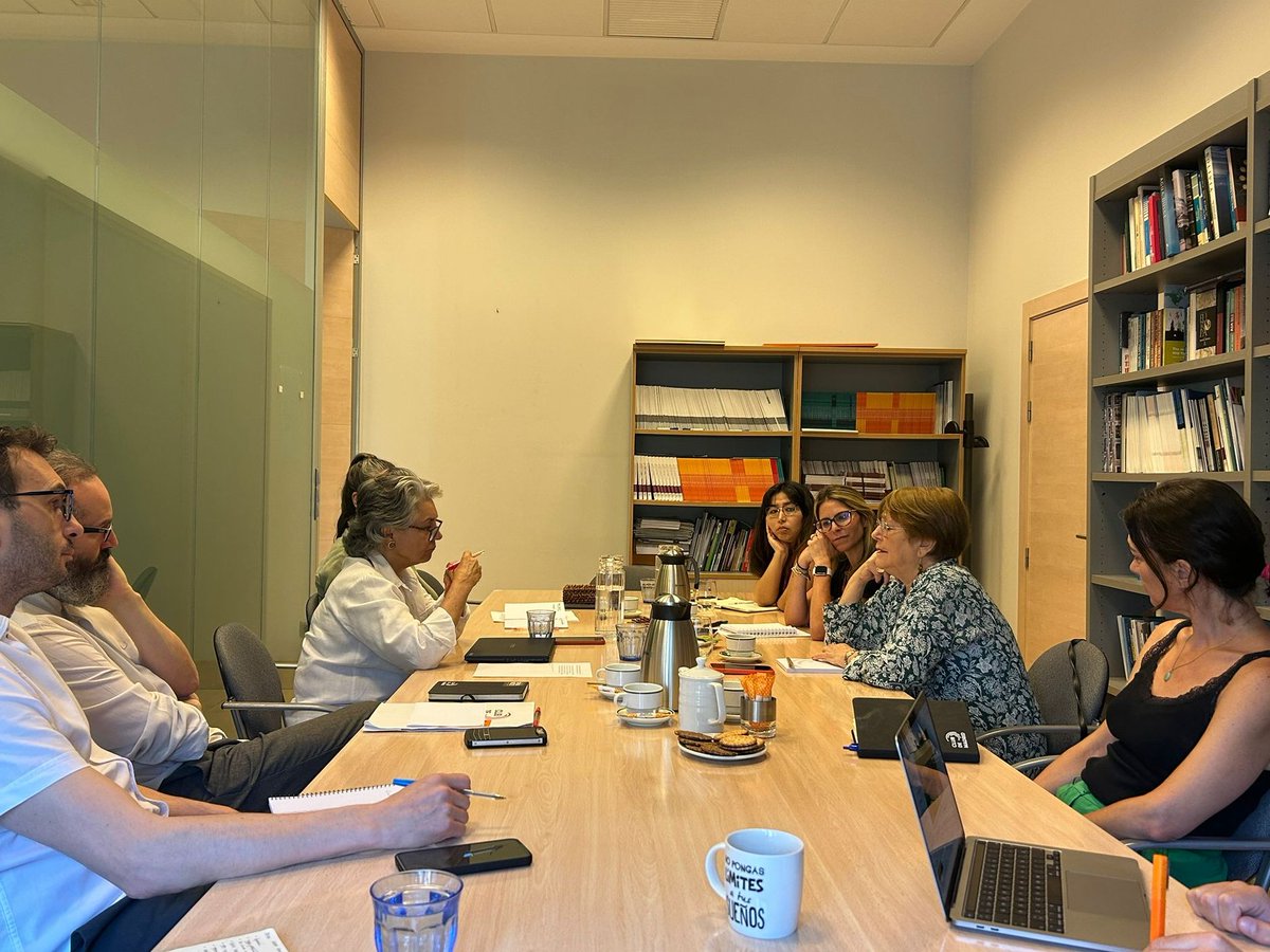 ClubdeMadrid's tweet image. Our Vice President @mbachelet visited the @ClubdeMadrid Secretariat to review the results of #FFD4 in Seville and discuss next steps to advance the agenda on #Financing4Development for the rest of the year.

#ClubdeMadrid #FFD4Sevilla