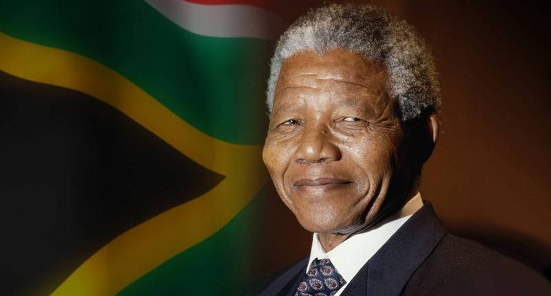 Indomptable10's tweet photo. #DELACELLULeALALEGENDE
THREADS :
#NelsonMandela est arrêté le Dimanche 5 Août 1962, près de #Howick, ville située dans la province du KwaZulu-Natal. Il utilise une fausse identité sous le nom de David Motsamayi. https://t.co/00k0xgpVdL