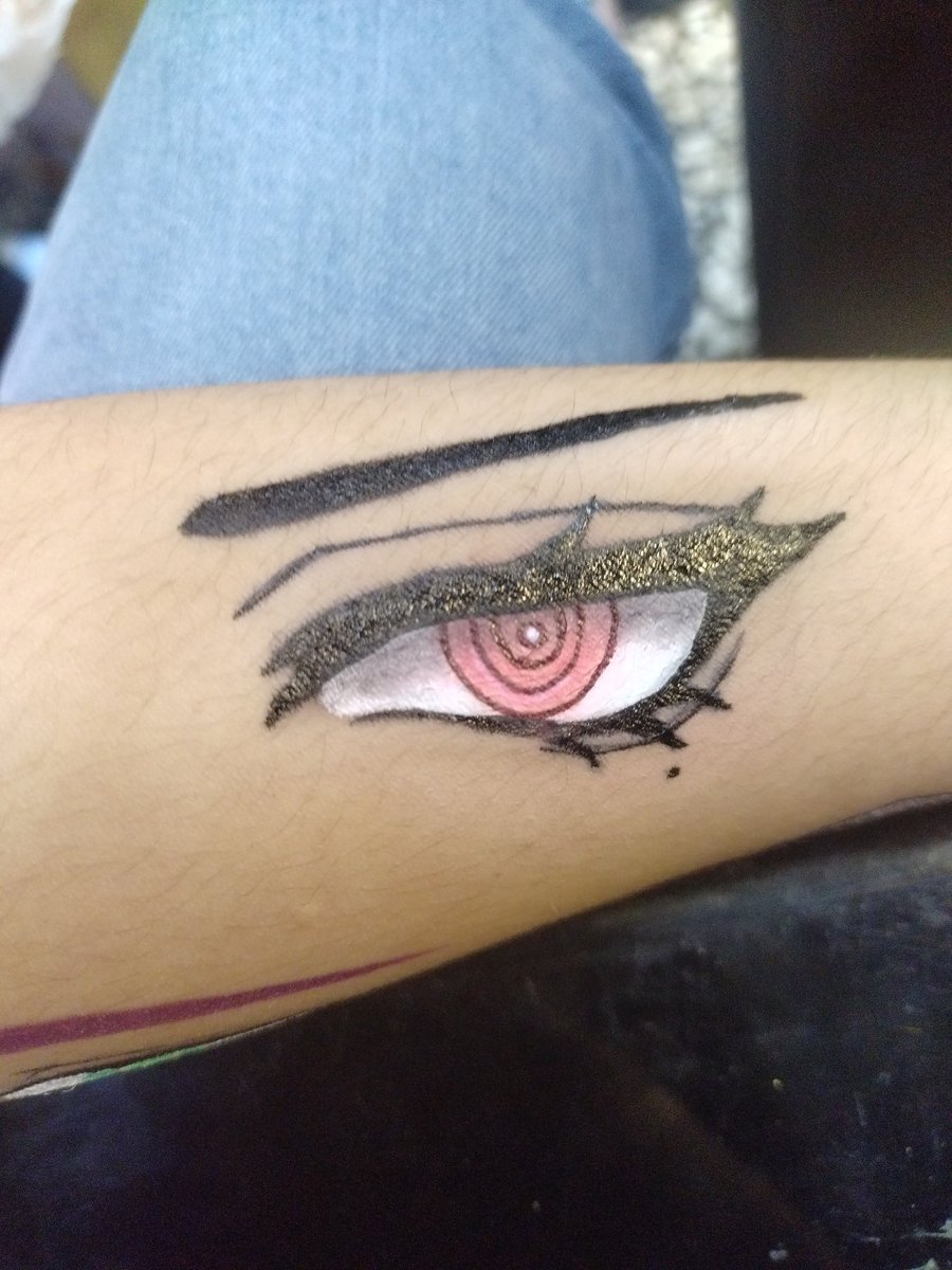 Yoyo20141013's tweet image. #畫BØ
這是BØ媽咪的眼睛~
所以說你什麼時後從我床底出現