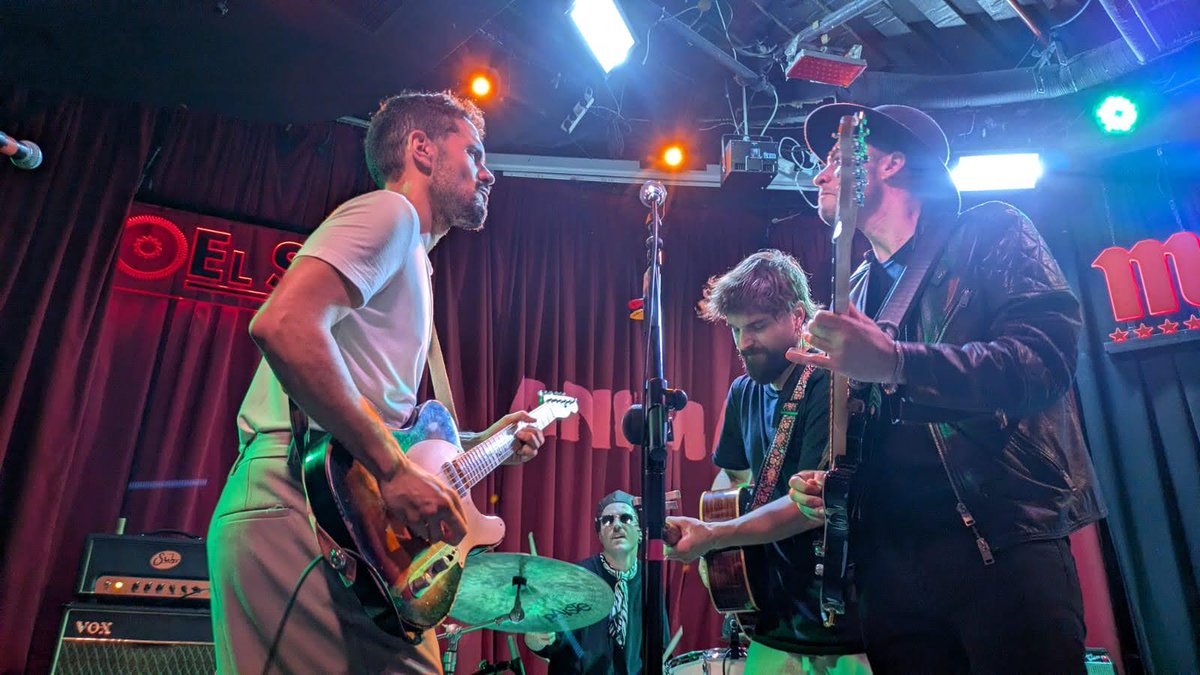 Animales tweet media