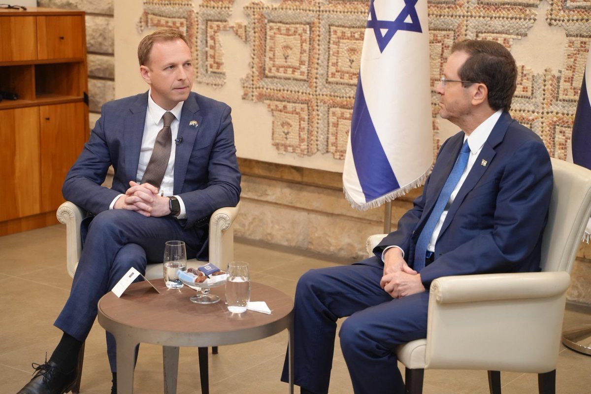 Jeremy Leibler (@jeremyleibler) on Twitter photo Tonight, for the second time in seven months, I received a personal call from the President of the State of Israel, <a href="/Isaac_Herzog/">יצחק הרצוג Isaac Herzog</a>, who expressed his solidarity and conveyed strong support for the Australian Jewish community after the horrific antisemitic violence in Melbourne. Tonight, for the second time in seven months, I received a personal call from the President of the State of Israel, <a href="/Isaac_Herzog/">יצחק הרצוג Isaac Herzog</a>, who expressed his solidarity and conveyed strong support for the Australian Jewish community after the horrific antisemitic violence in Melbourne.